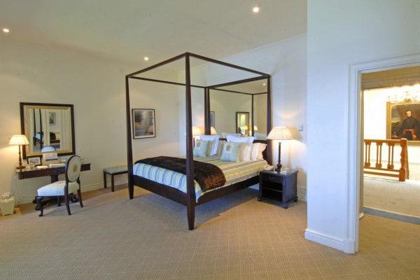 the_marine_premier_suite4